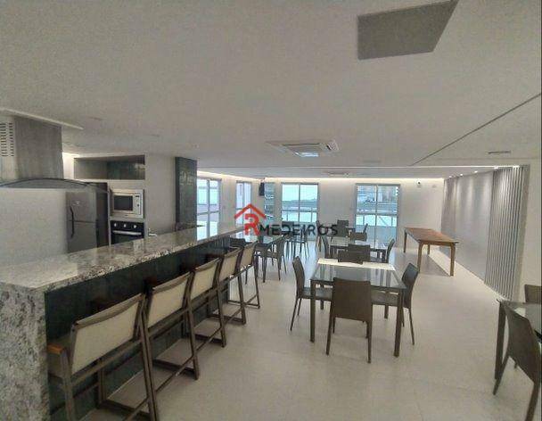 Apartamento à venda com 3 quartos, 140m² - Foto 29