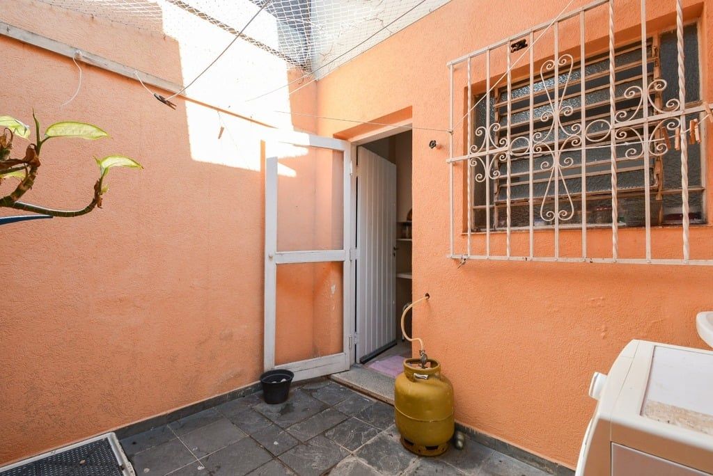 Casa de Condomínio à venda com 2 quartos, 100m² - Foto 2