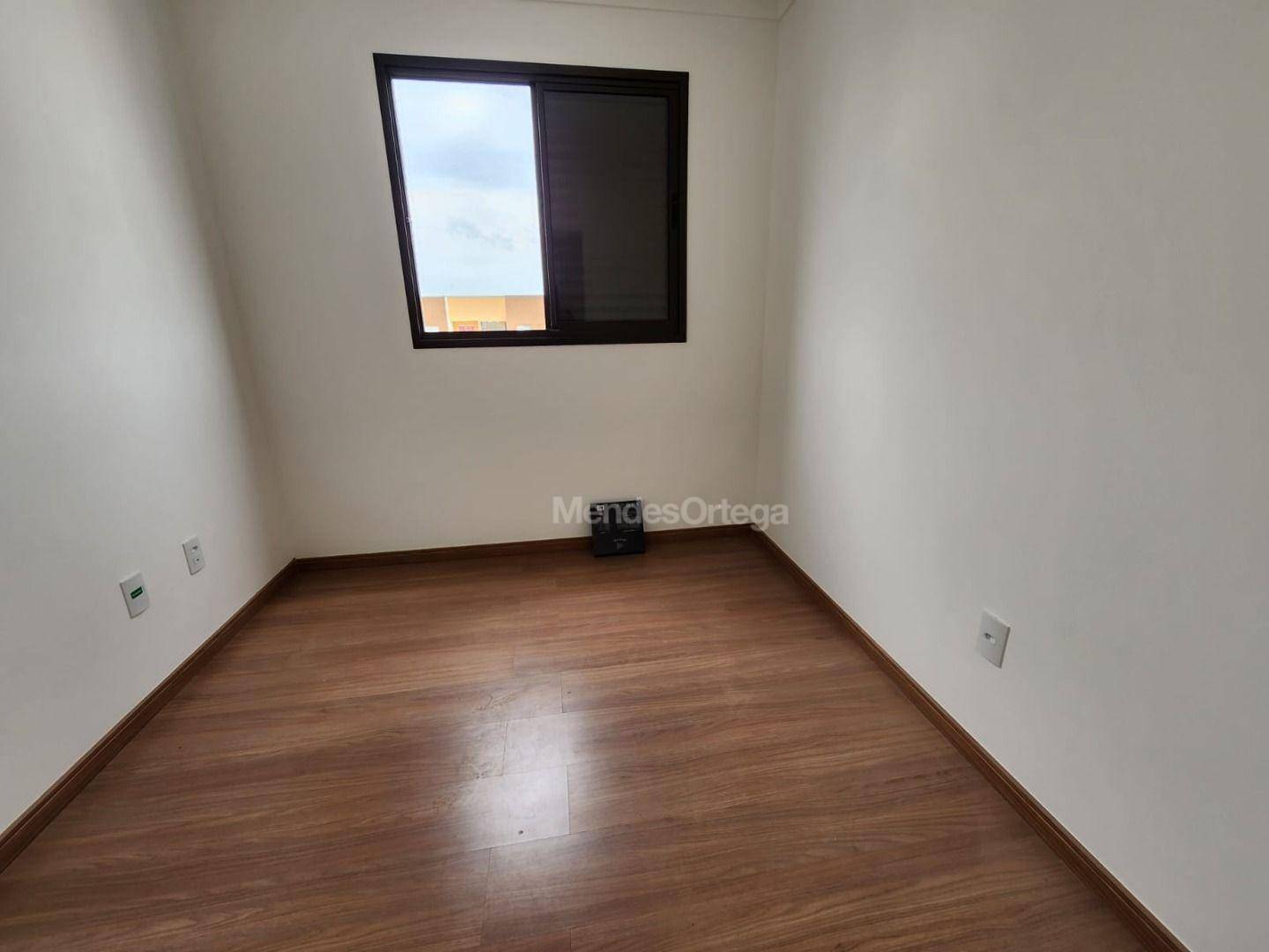 Apartamento à venda com 2 quartos, 65m² - Foto 18