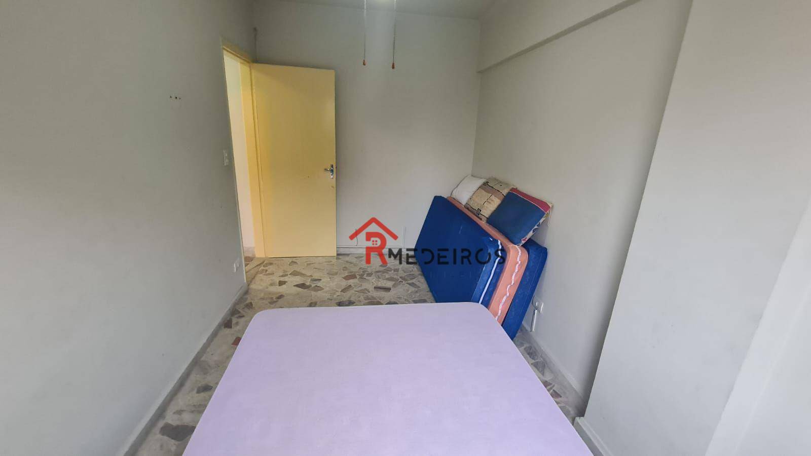 Apartamento para alugar com 2 quartos, 65m² - Foto 13