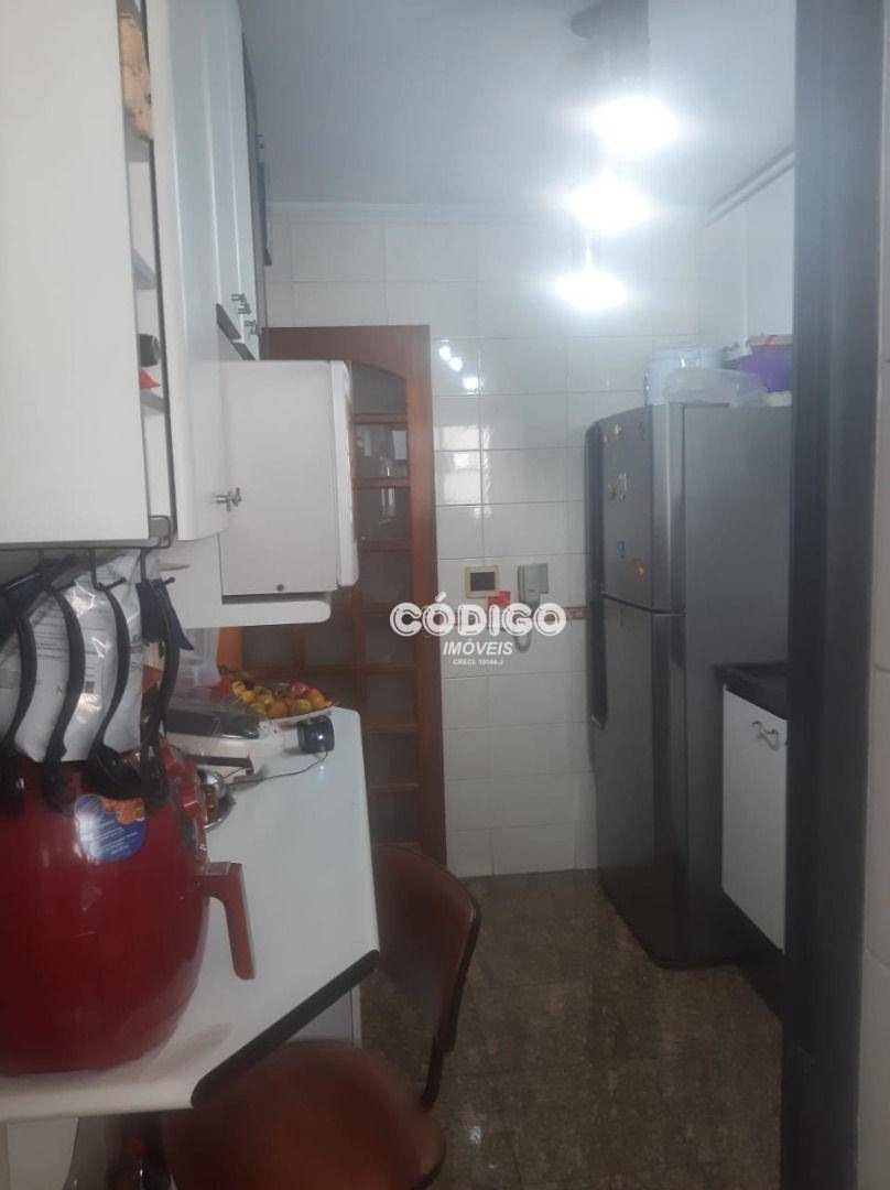 Apartamento à venda com 3 quartos, 75m² - Foto 6