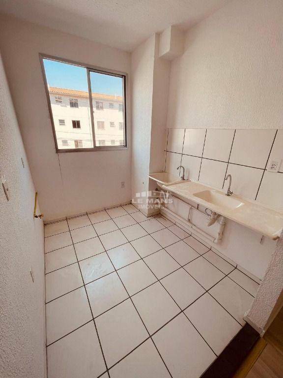 Apartamento à venda com 2 quartos, 60m² - Foto 10