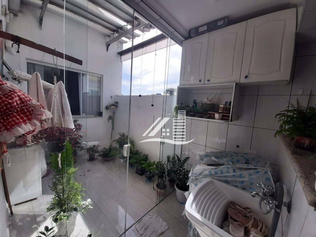 Apartamento à venda com 2 quartos, 64m² - Foto 10