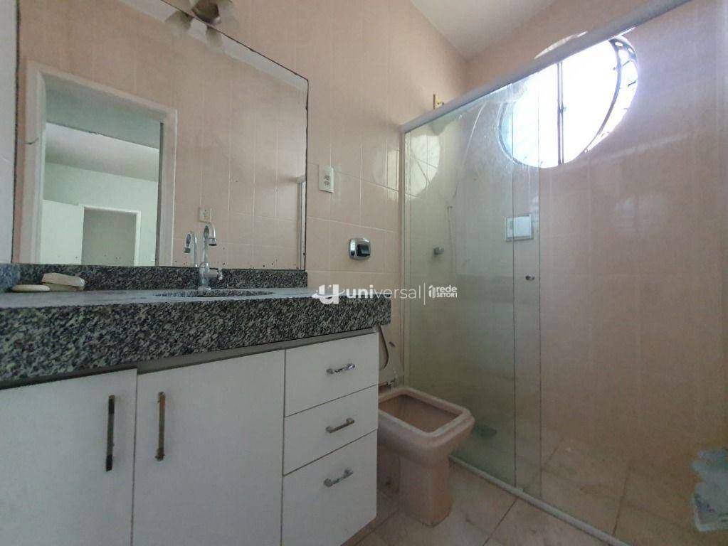 Casa de Condomínio à venda e aluguel com 4 quartos, 250m² - Foto 6