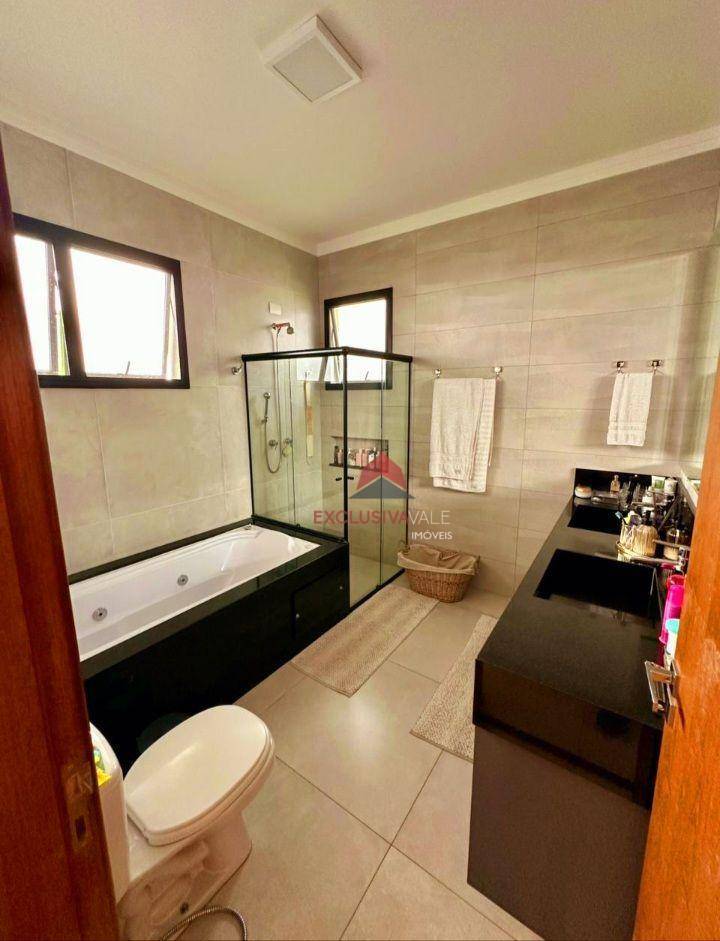 Casa de Condomínio à venda com 4 quartos, 322m² - Foto 36