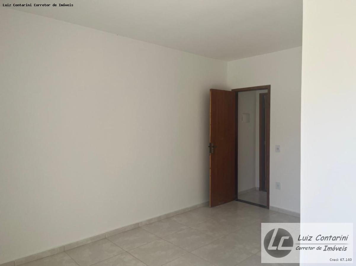 Casa à venda com 2 quartos, 100m² - Foto 18