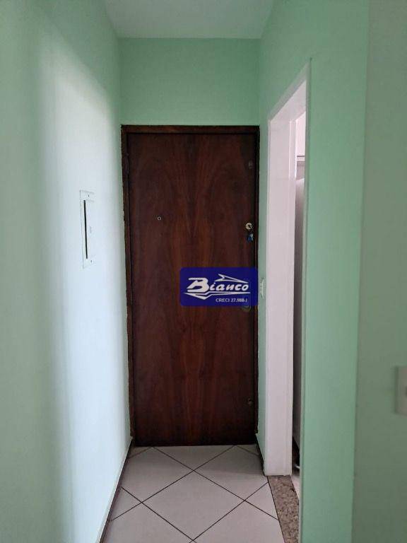 Apartamento à venda com 2 quartos, 58m² - Foto 6