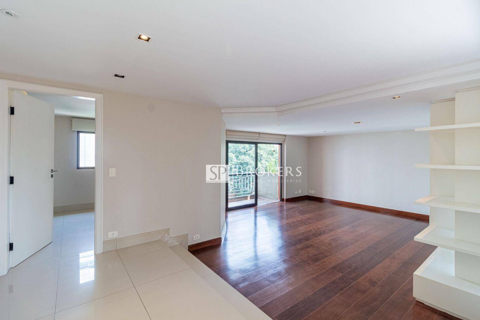 Apartamento à venda e aluguel com 3 quartos, 180m² - Foto 1