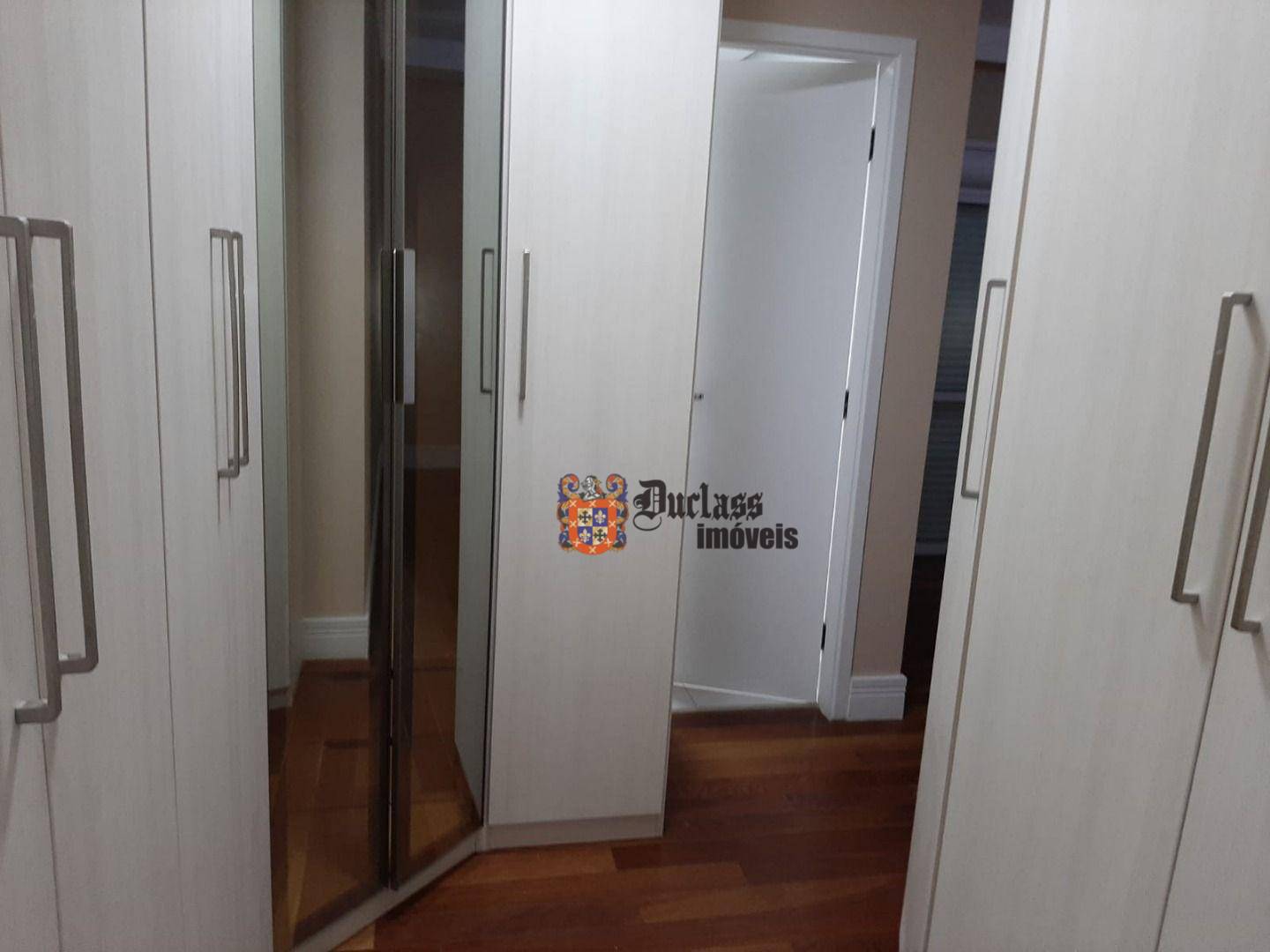 Apartamento à venda com 3 quartos, 190m² - Foto 23