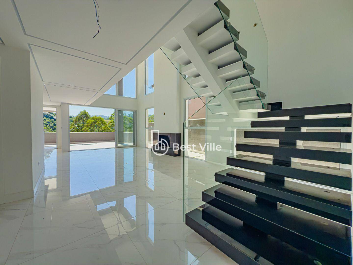 Casa de Condomínio à venda com 4 quartos, 325m² - Foto 5