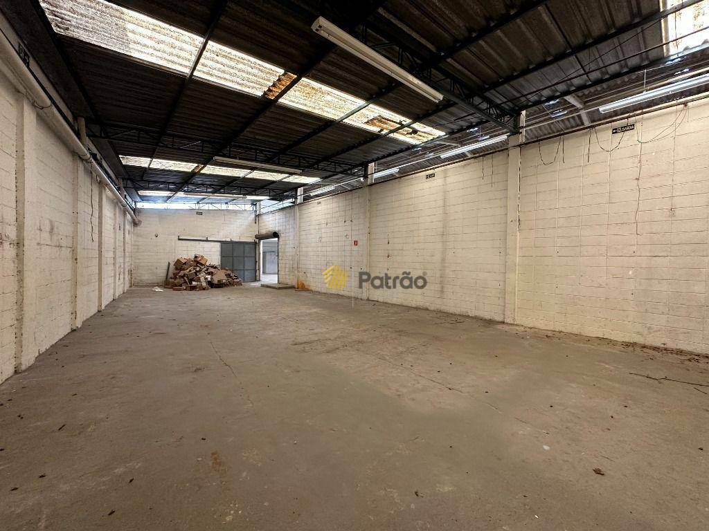 Depósito-Galpão-Armazém à venda e aluguel, 950m² - Foto 21