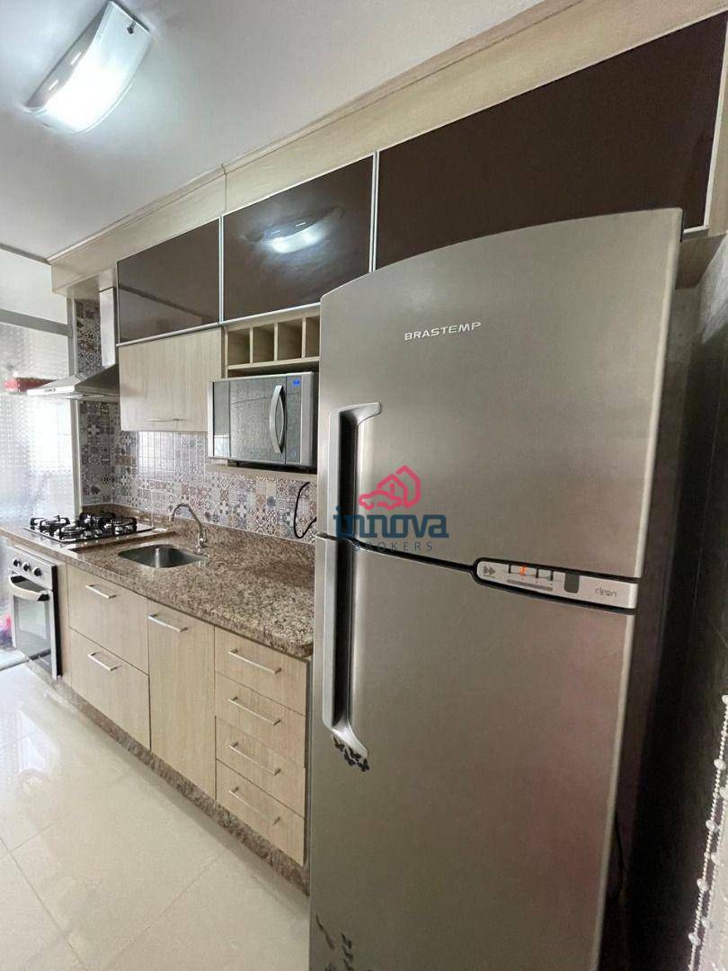 Apartamento para alugar com 2 quartos, 63m² - Foto 6