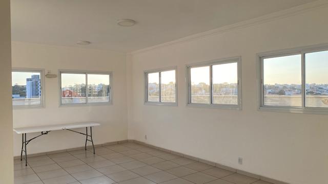 Apartamento para alugar com 1 quarto, 70m² - Foto 7