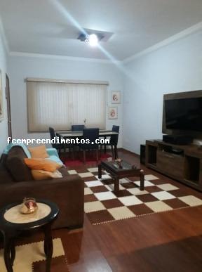 Casa à venda com 3 quartos, 300m² - Foto 4