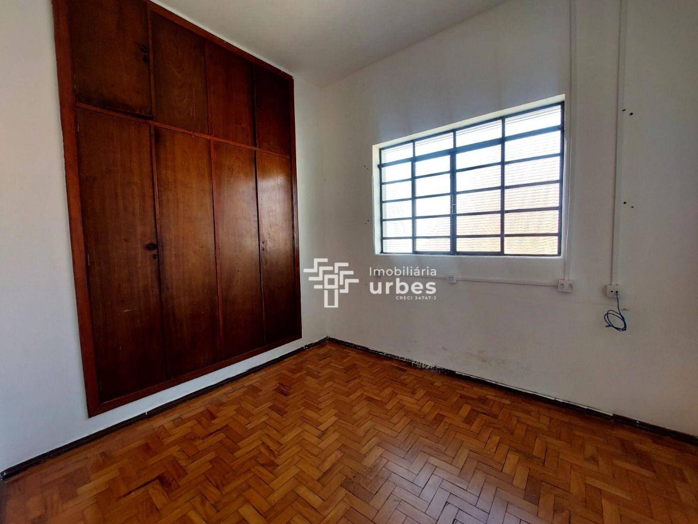 Casa à venda e aluguel com 4 quartos, 221m² - Foto 7