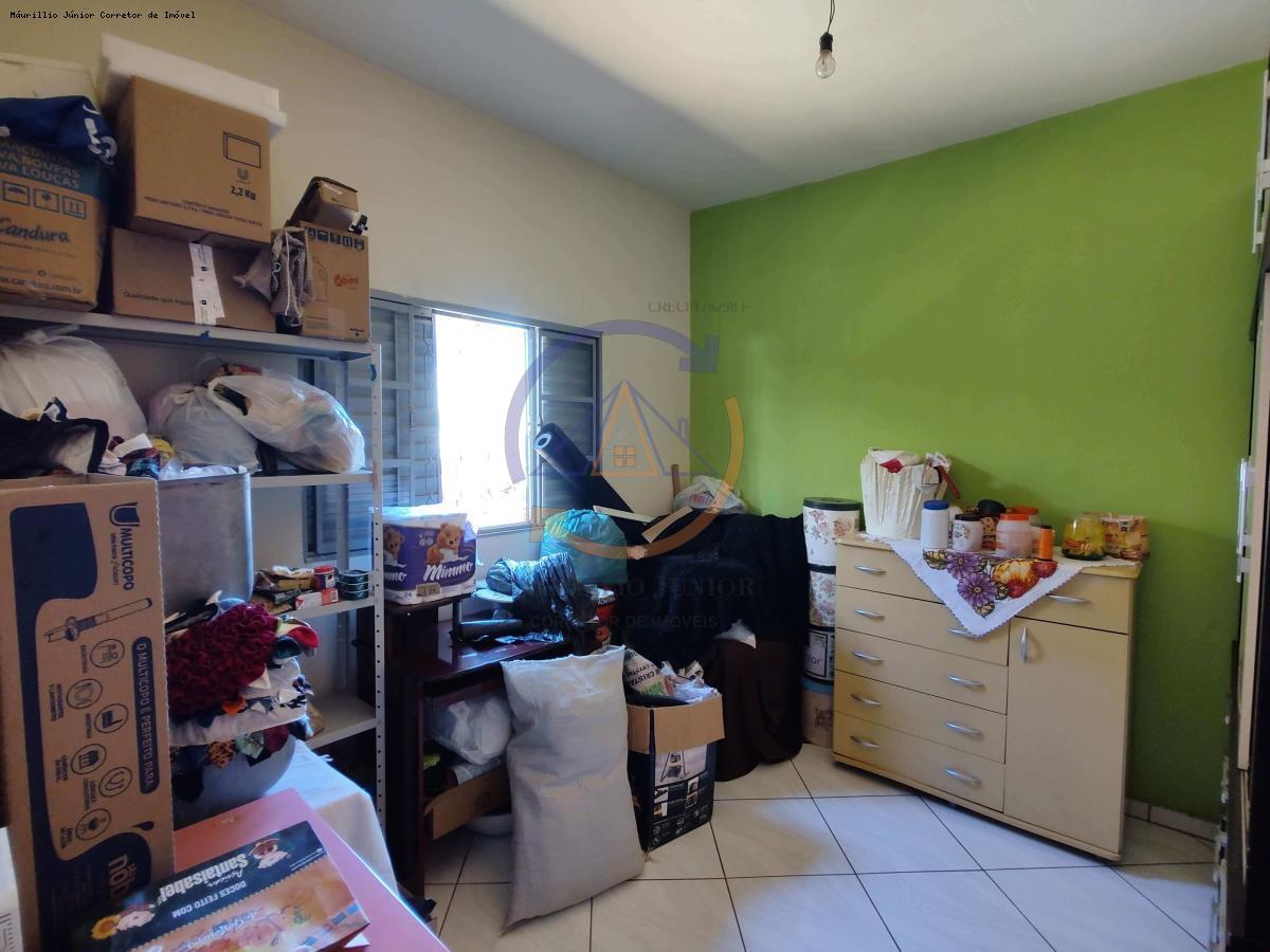 Casa à venda com 2 quartos, 200m² - Foto 20