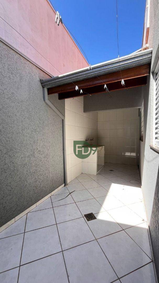 Casa, 3 quartos, 136 m² - Foto 4