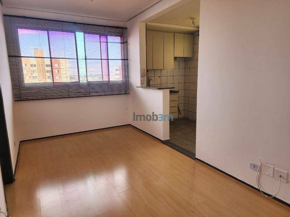 Apartamento para alugar com 1 quarto, 38m² - Foto 2