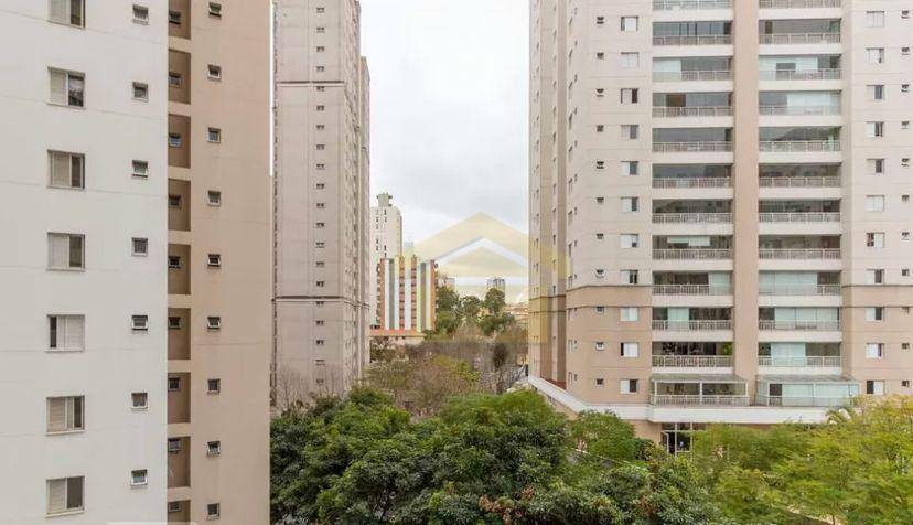 Apartamento à venda com 3 quartos, 96m² - Foto 8