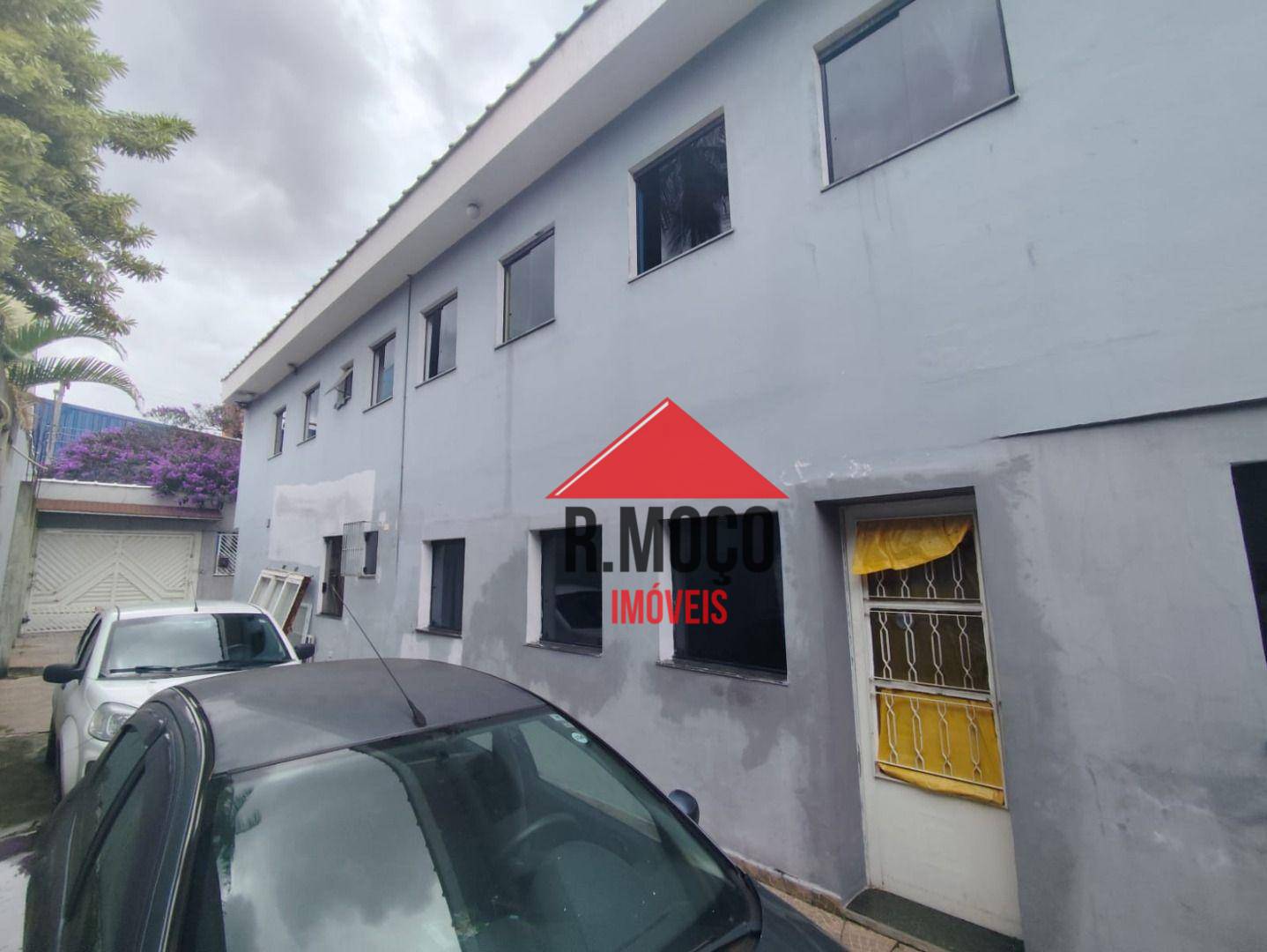 Casa à venda com 9 quartos, 200m² - Foto 21