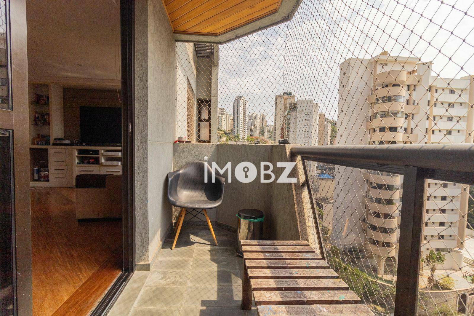 Apartamento à venda com 3 quartos, 143m² - Foto 3