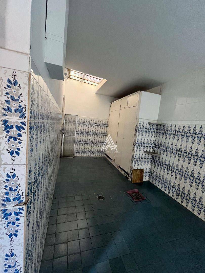 Sobrado à venda com 3 quartos, 200m² - Foto 29