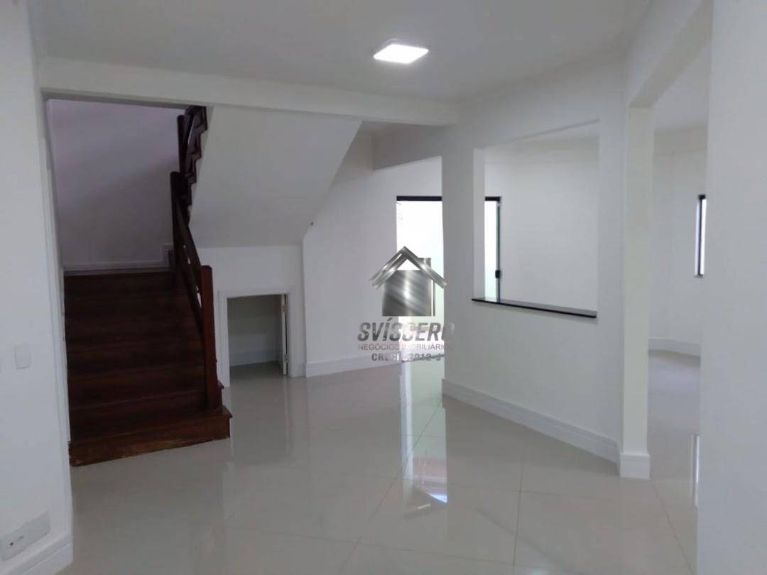 Sobrado, 4 quartos, 360 m² - Foto 4