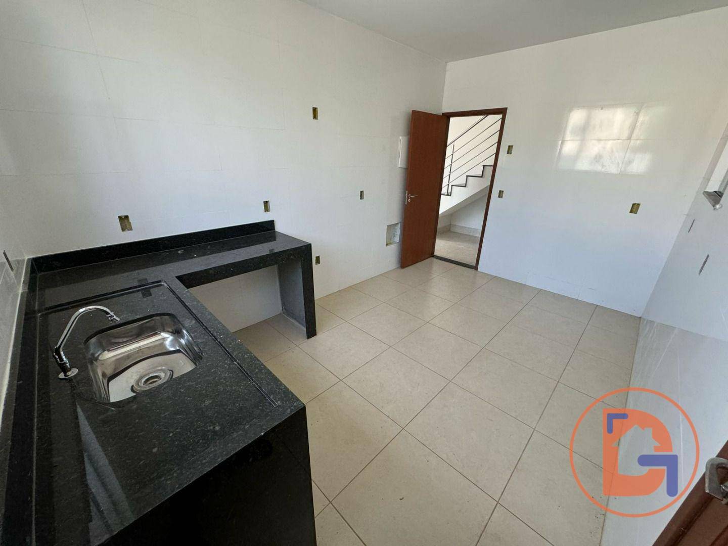 Casa à venda com 3 quartos, 145m² - Foto 6