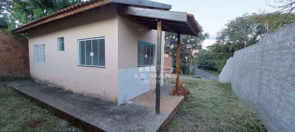 Casa à venda com 1 quarto, 28m² - Foto 3