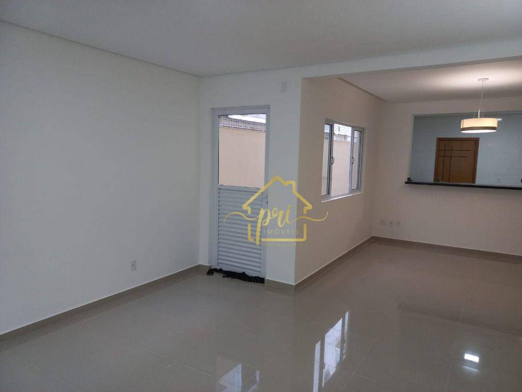 Casa à venda com 3 quartos, 270m² - Foto 3