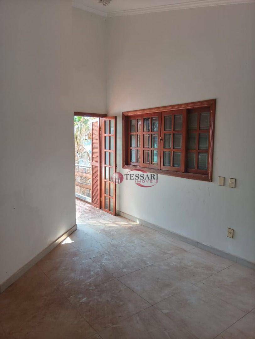 Casa para alugar com 4 quartos, 441m² - Foto 14