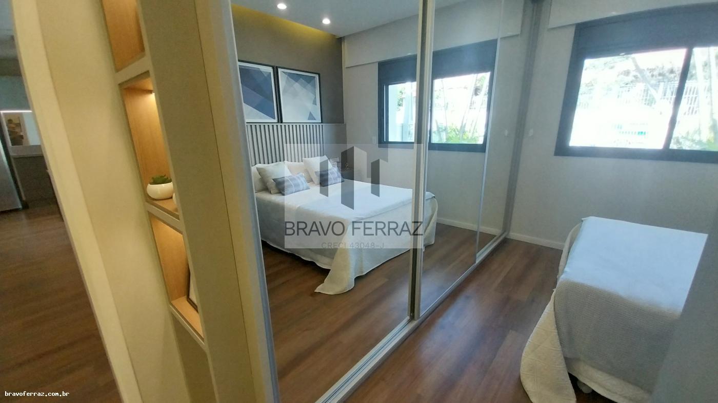 Apartamento à venda com 2 quartos, 62m² - Foto 27