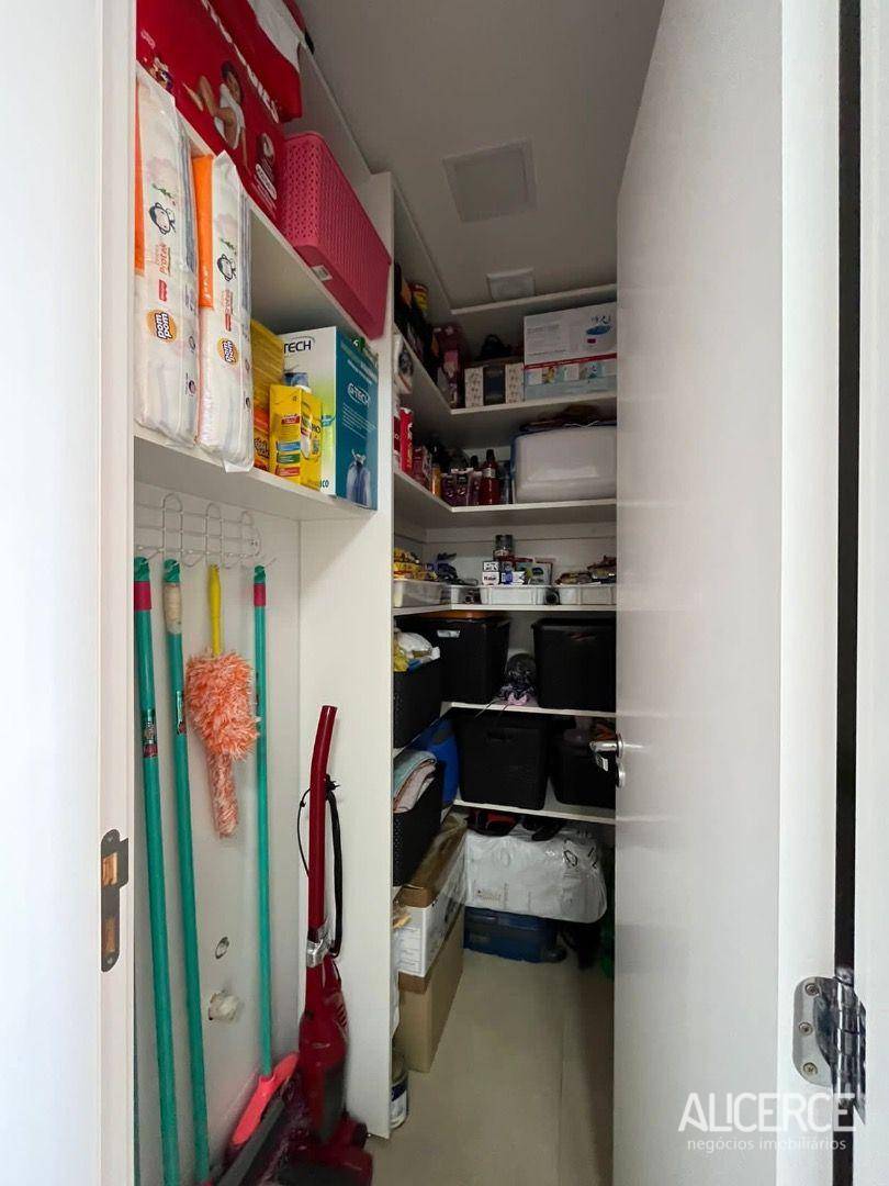 Apartamento à venda com 3 quartos, 119m² - Foto 37