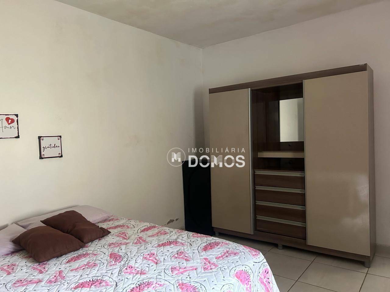 Casa à venda com 3 quartos, 100m² - Foto 5