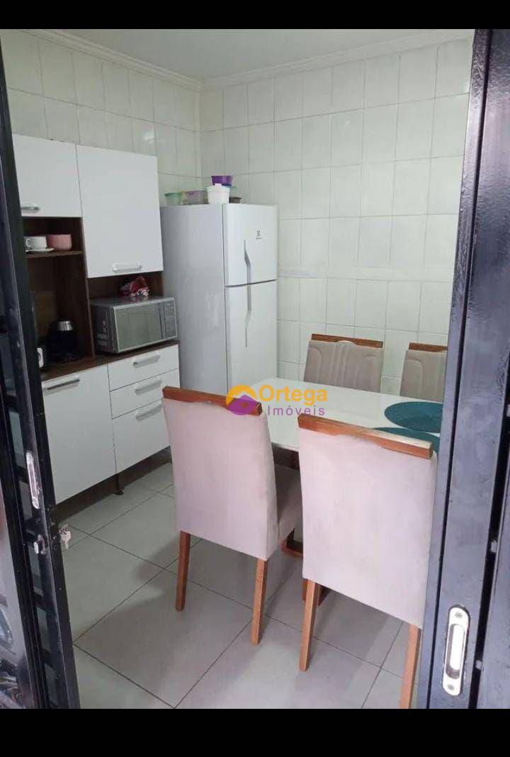 Sobrado à venda com 2 quartos, 158m² - Foto 9