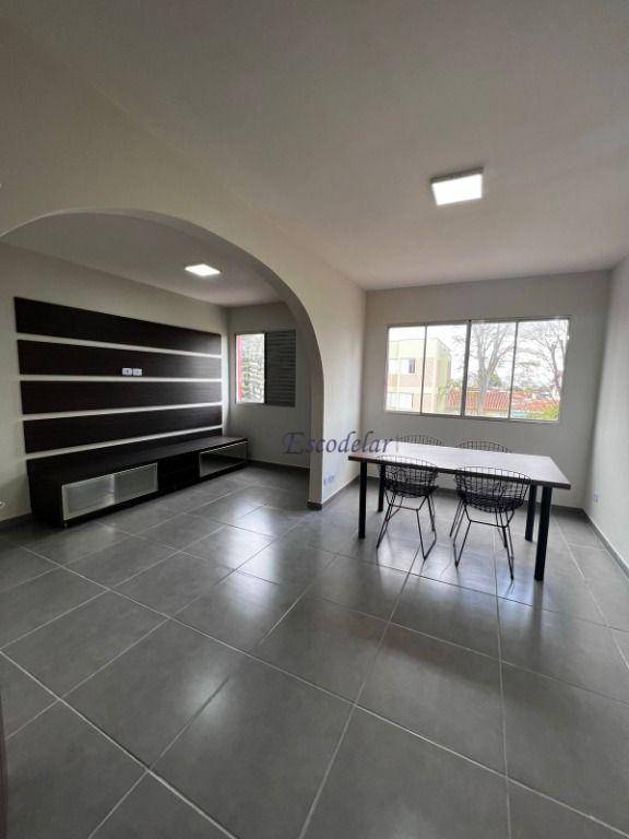 Apartamento à venda com 2 quartos, 64m² - Foto 2