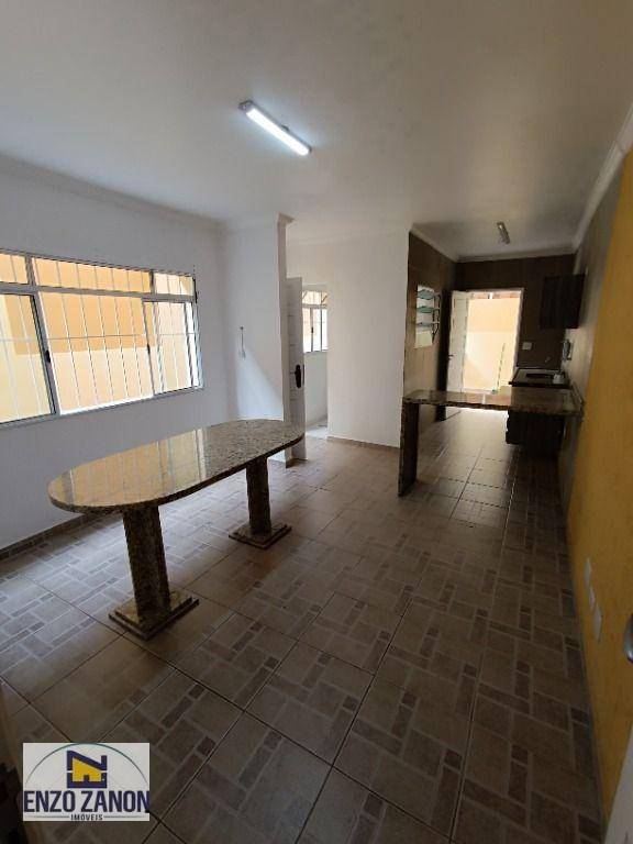 Sobrado à venda com 3 quartos, 164m² - Foto 2