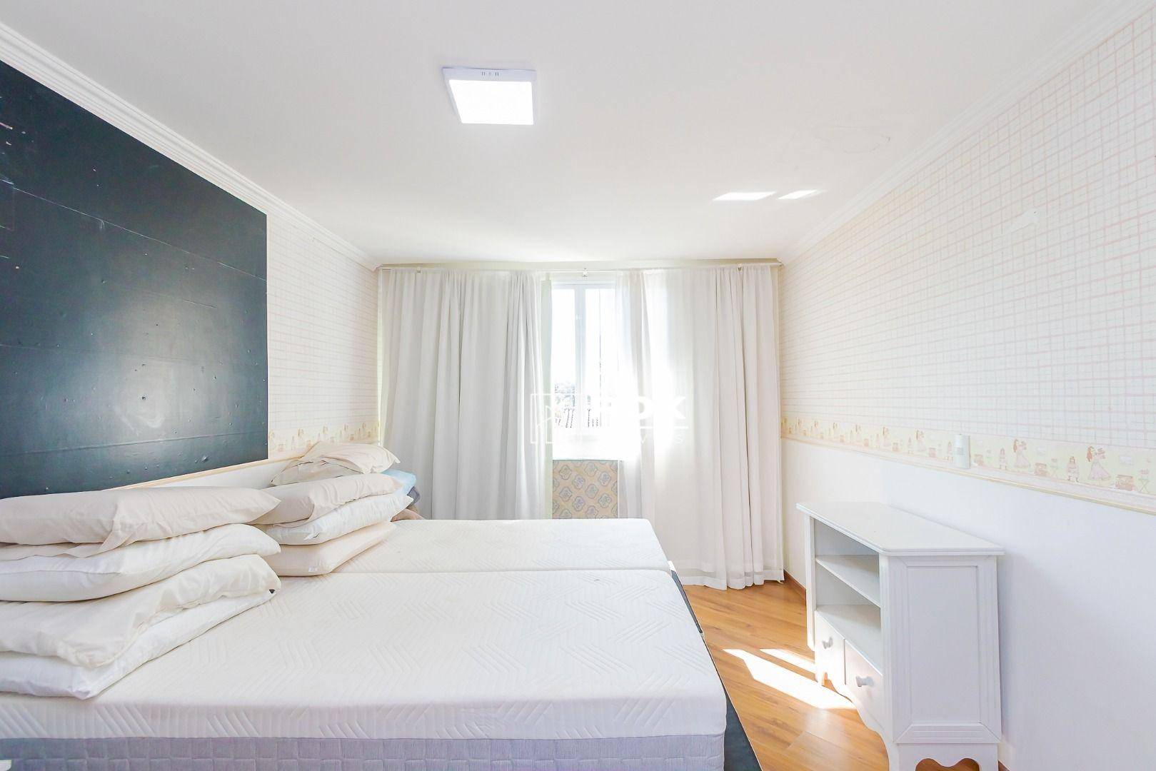 Casa para alugar com 4 quartos, 362m² - Foto 37