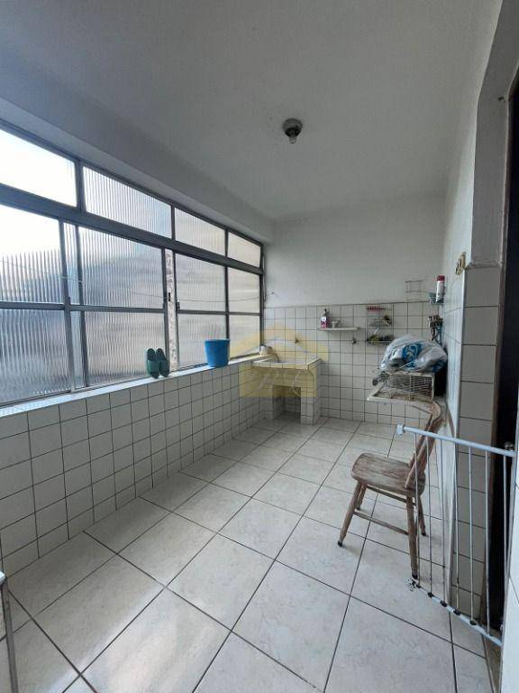 Sobrado à venda com 3 quartos, 136m² - Foto 8