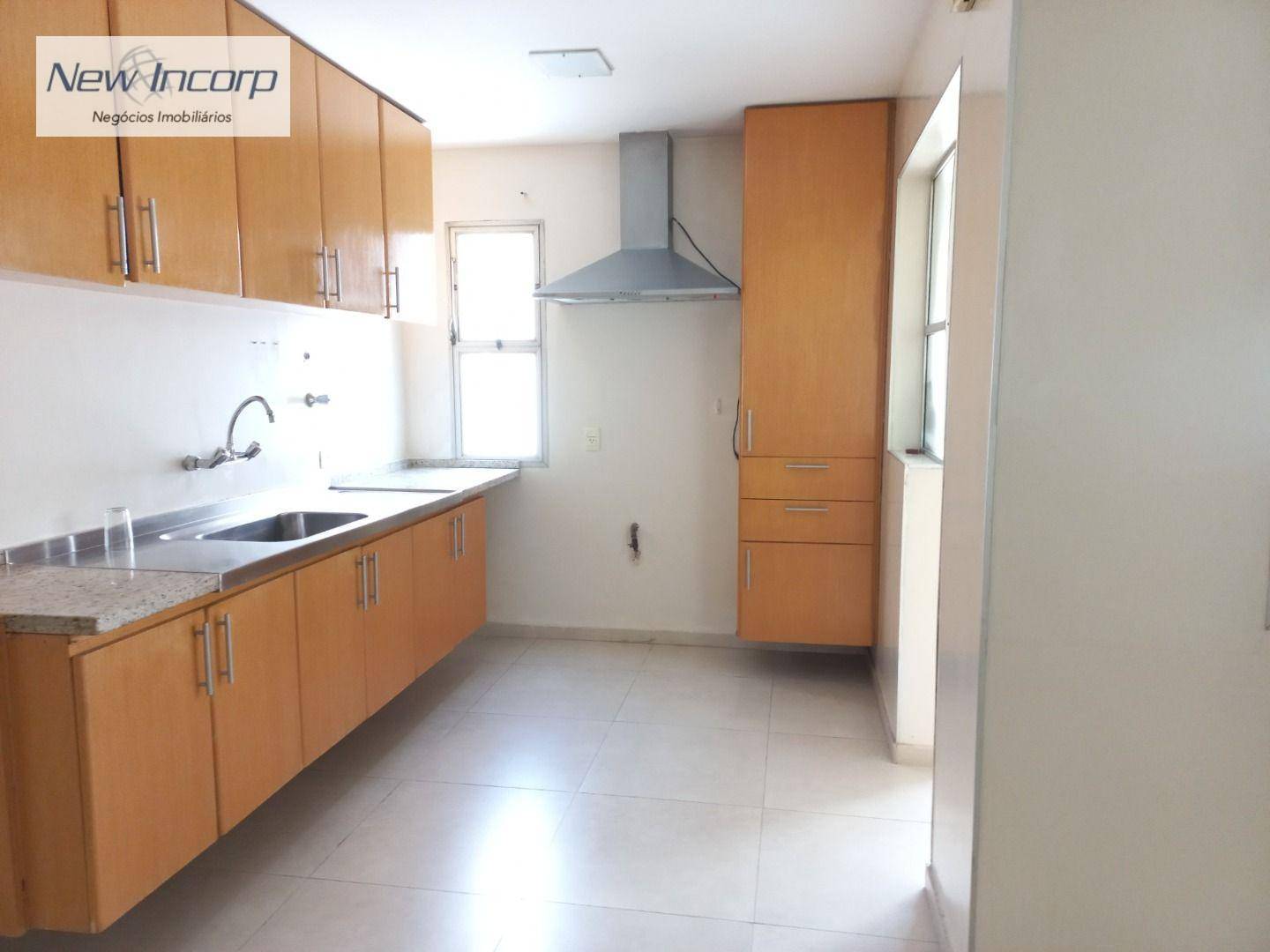 Apartamento à venda com 3 quartos, 176m² - Foto 4