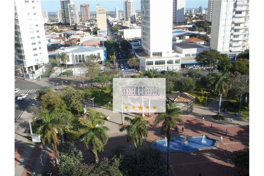 Apartamento para alugar com 1 quarto, 43m² - Foto 9