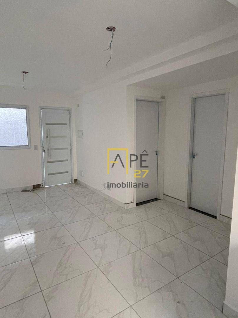 Apartamento à venda com 2 quartos, 42m² - Foto 10