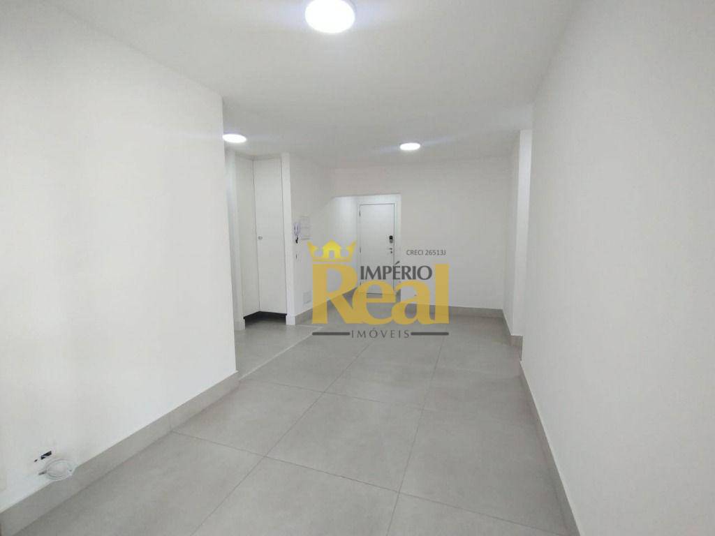 Apartamento para alugar com 2 quartos, 70m² - Foto 9