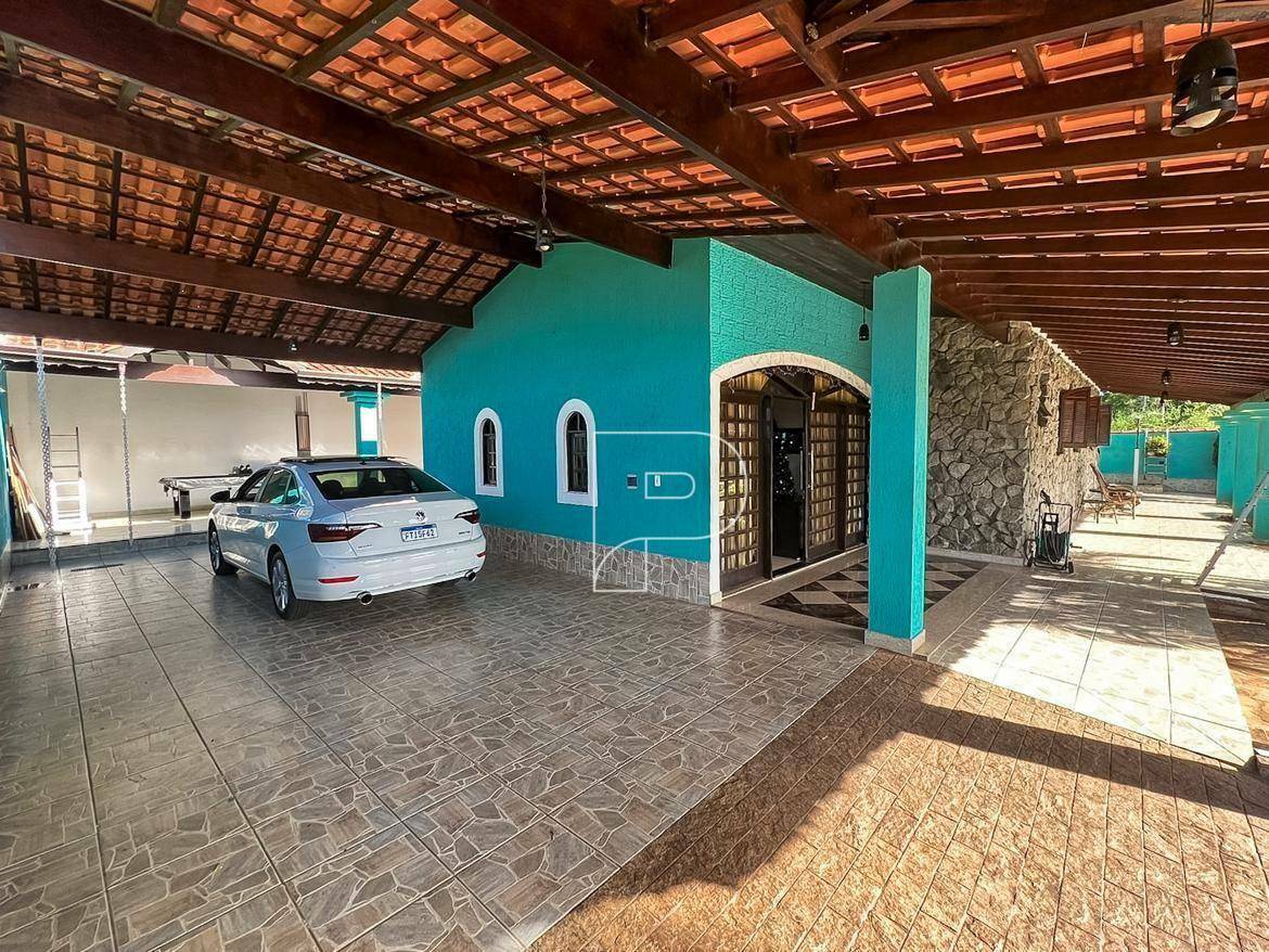 Casa de Condomínio à venda com 3 quartos, 374m² - Foto 4