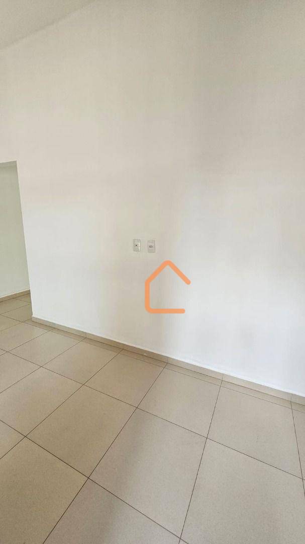 Casa à venda com 2 quartos, 60m² - Foto 6