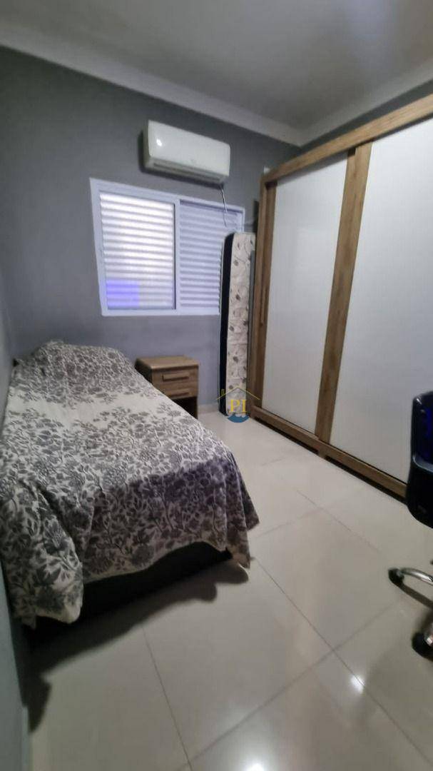 Casa à venda com 2 quartos, 75m² - Foto 11