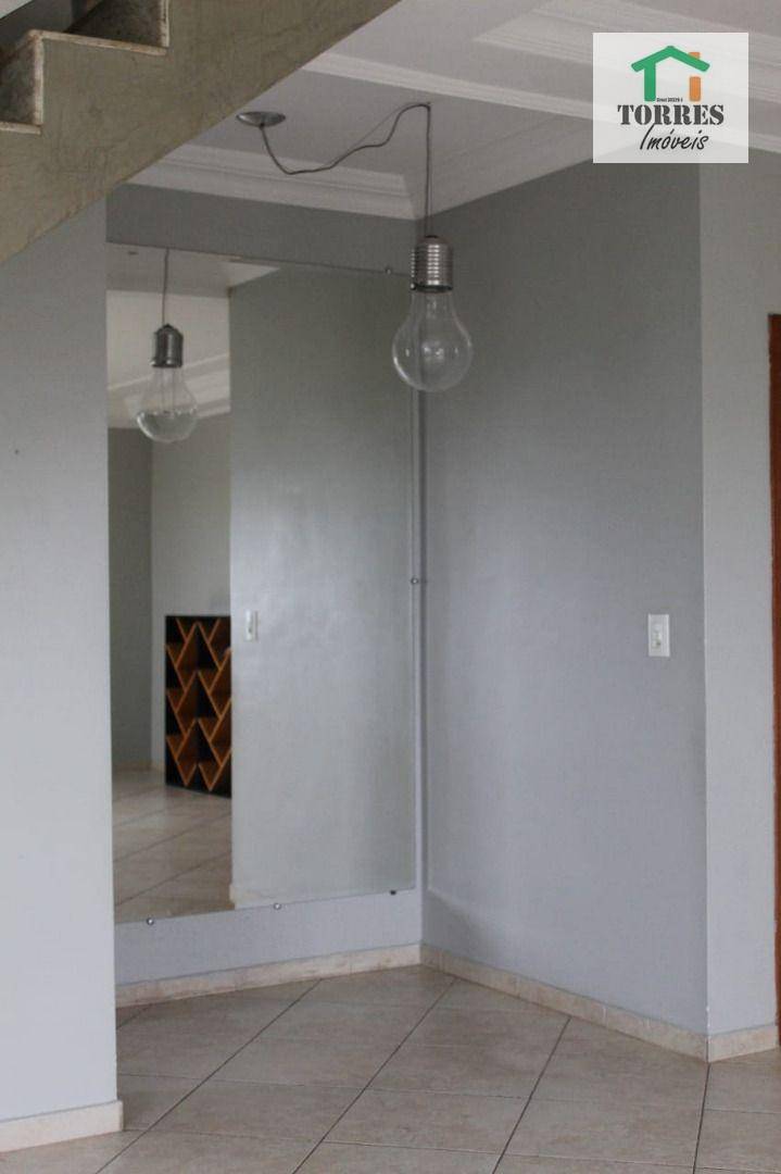 Apartamento à venda com 3 quartos, 153m² - Foto 3