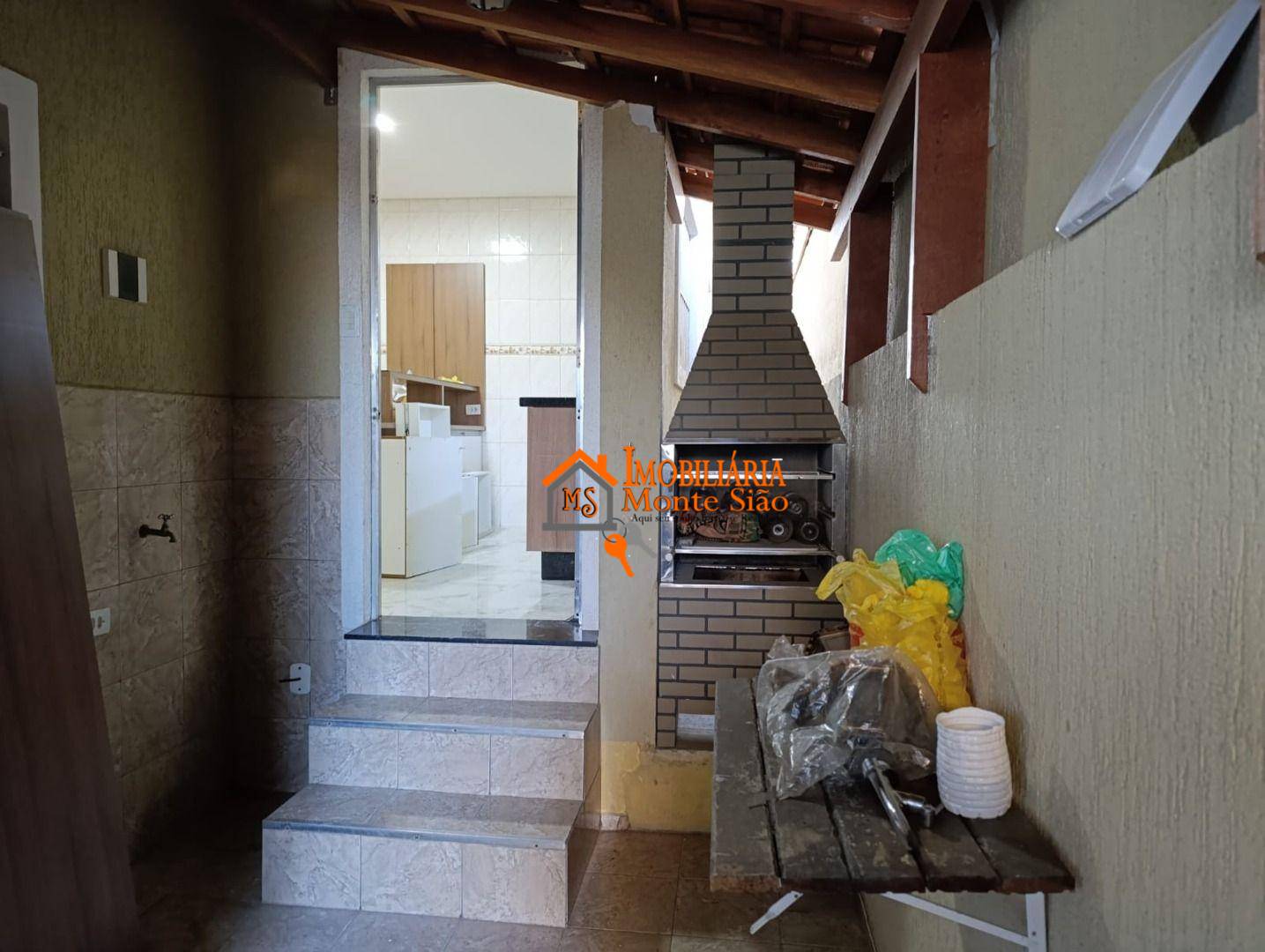 Sobrado à venda com 6 quartos, 250m² - Foto 14