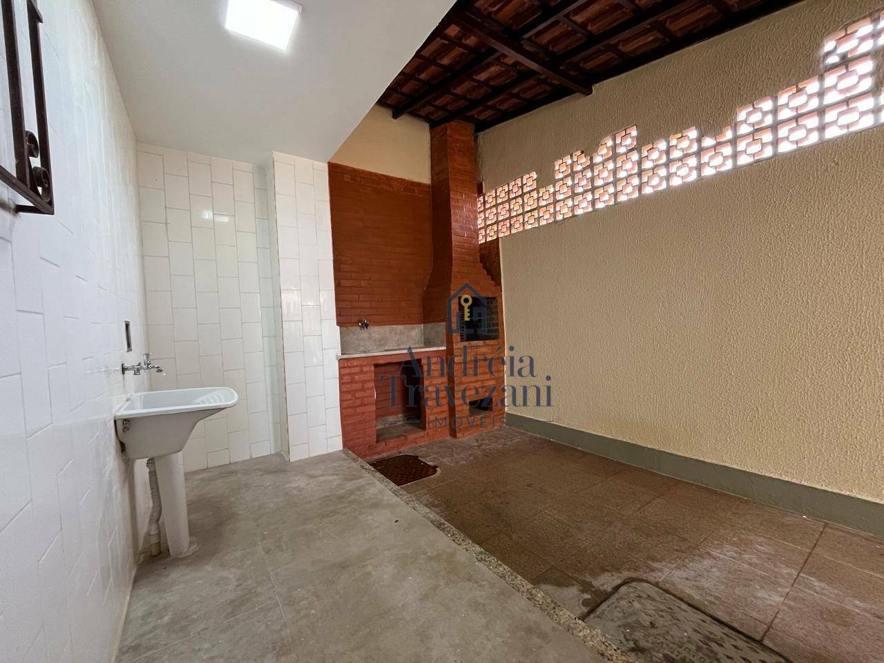 Casa à venda com 3 quartos, 106m² - Foto 9