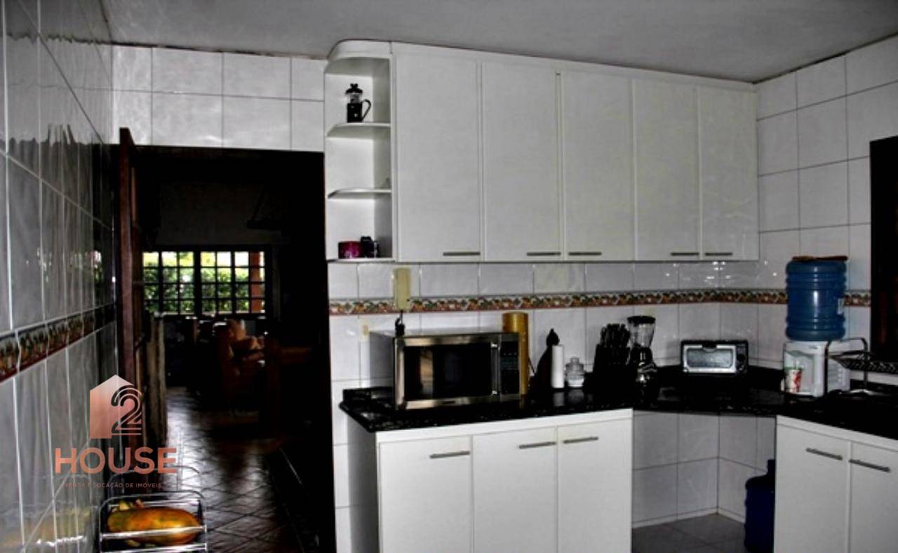 Casa à venda com 4 quartos, 606m² - Foto 9